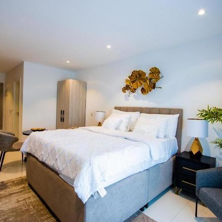 Splendid Apartments @ The Lennox Accra Ngoại thất bức ảnh
